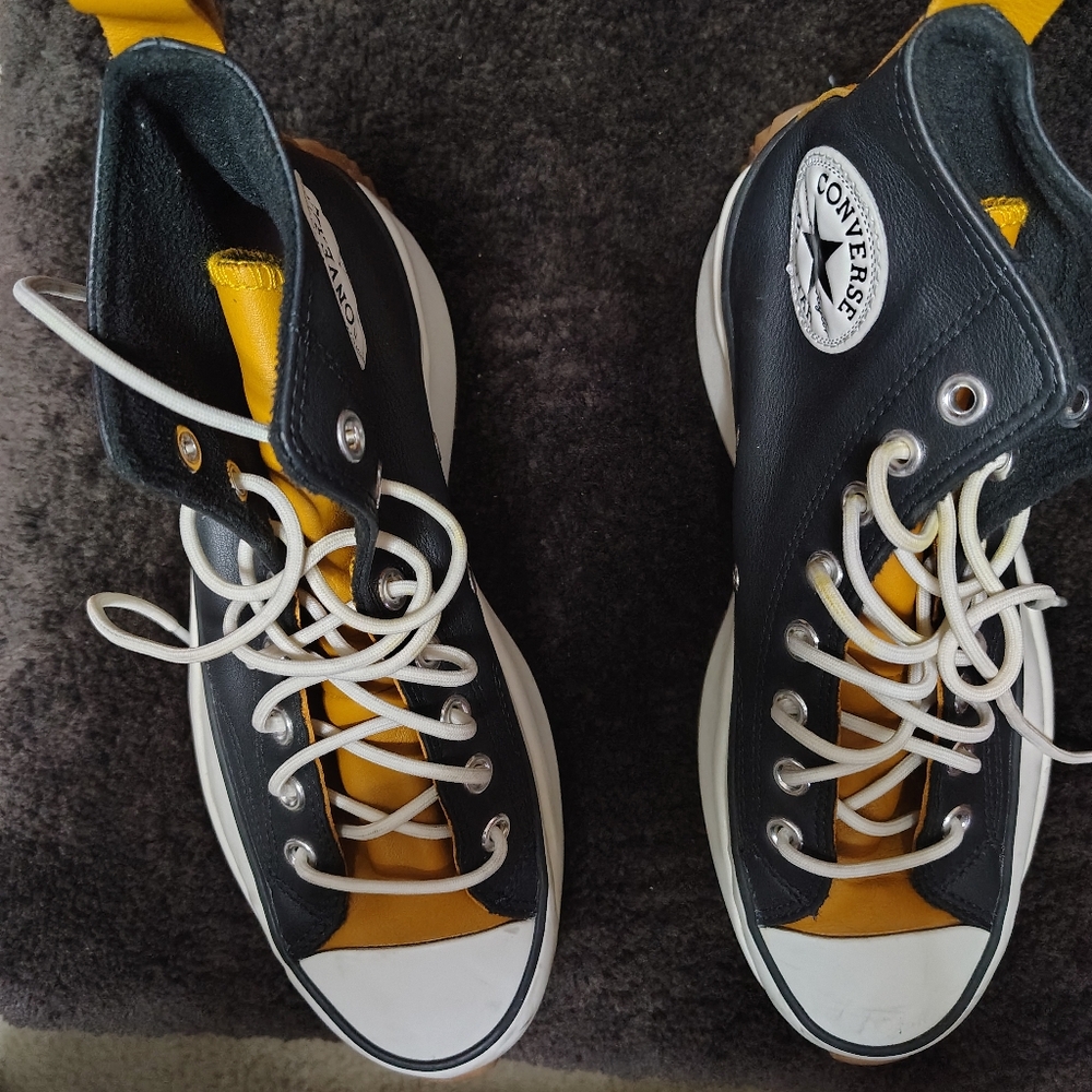 Converse Run Star Hike Hi Sneaker Black Leather  MAKE A REASONABLE OFFER